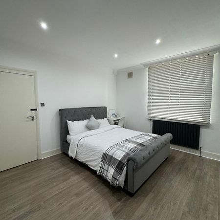 Apartmán Manor Court 1 Londýn Exteriér fotografie