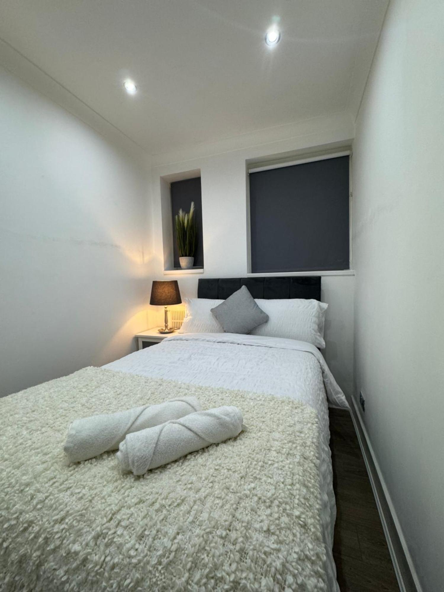 Apartmán Manor Court 1 Londýn Exteriér fotografie