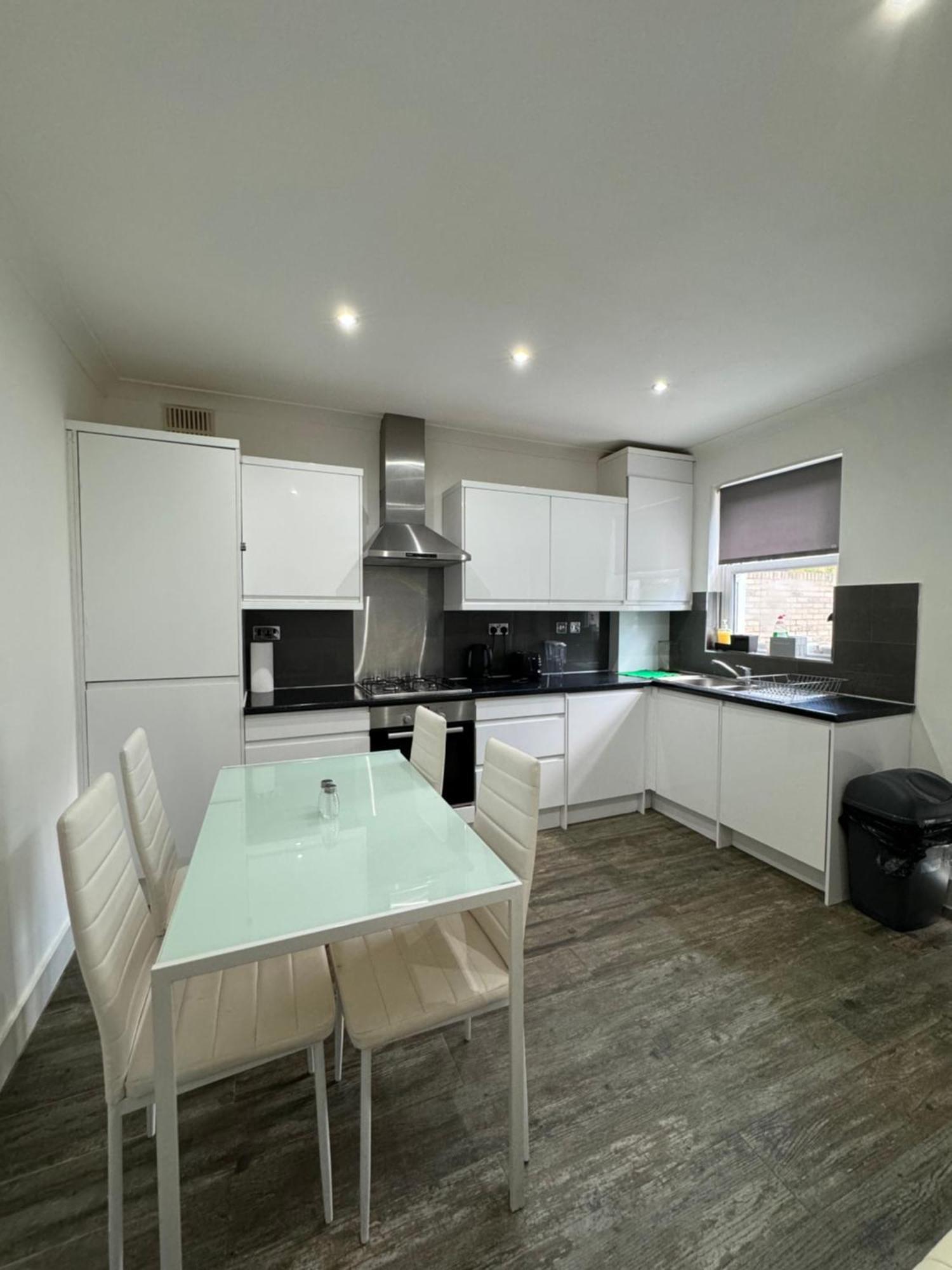 Apartmán Manor Court 1 Londýn Exteriér fotografie
